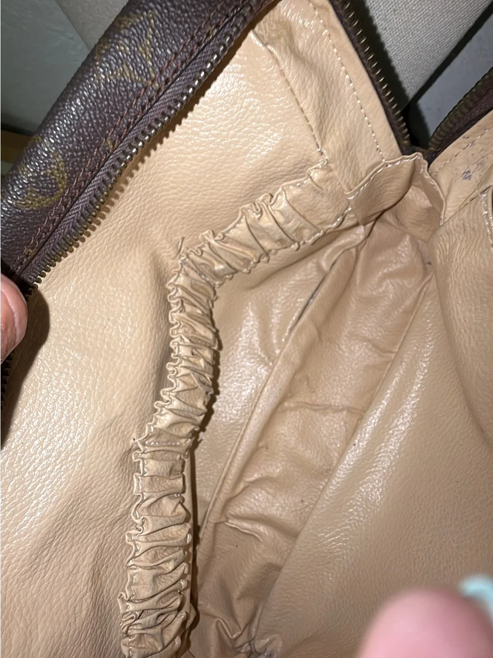 LOUIS VUITTON Trousse Toilette 23 Monogram Cosmetic Pouch authenticity included